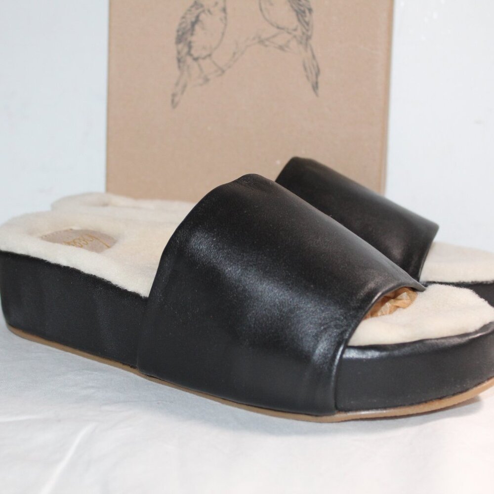 NWB Beek Pelican Shearling Black Natural Fur Platform Sandals Slides 10